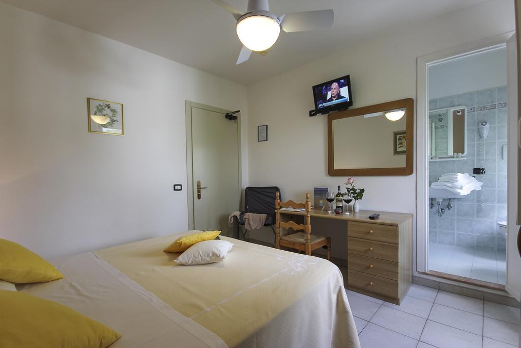 Hotel Miramare Forte dei Marmi Phòng bức ảnh