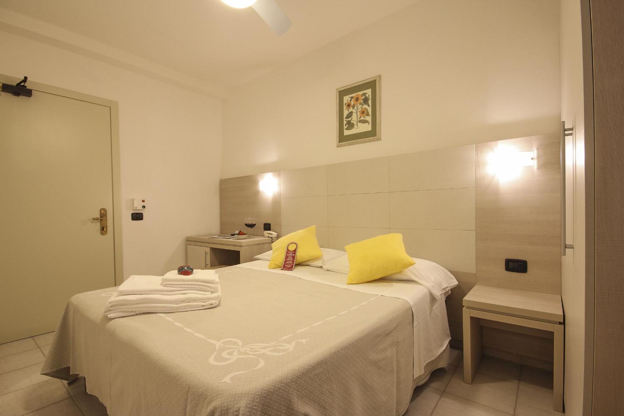 Hotel Miramare Forte dei Marmi Phòng bức ảnh